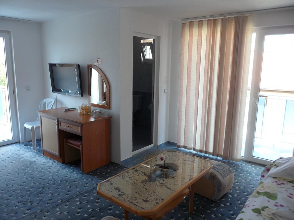 Sianie Guest House Ravda Dış mekan fotoğraf