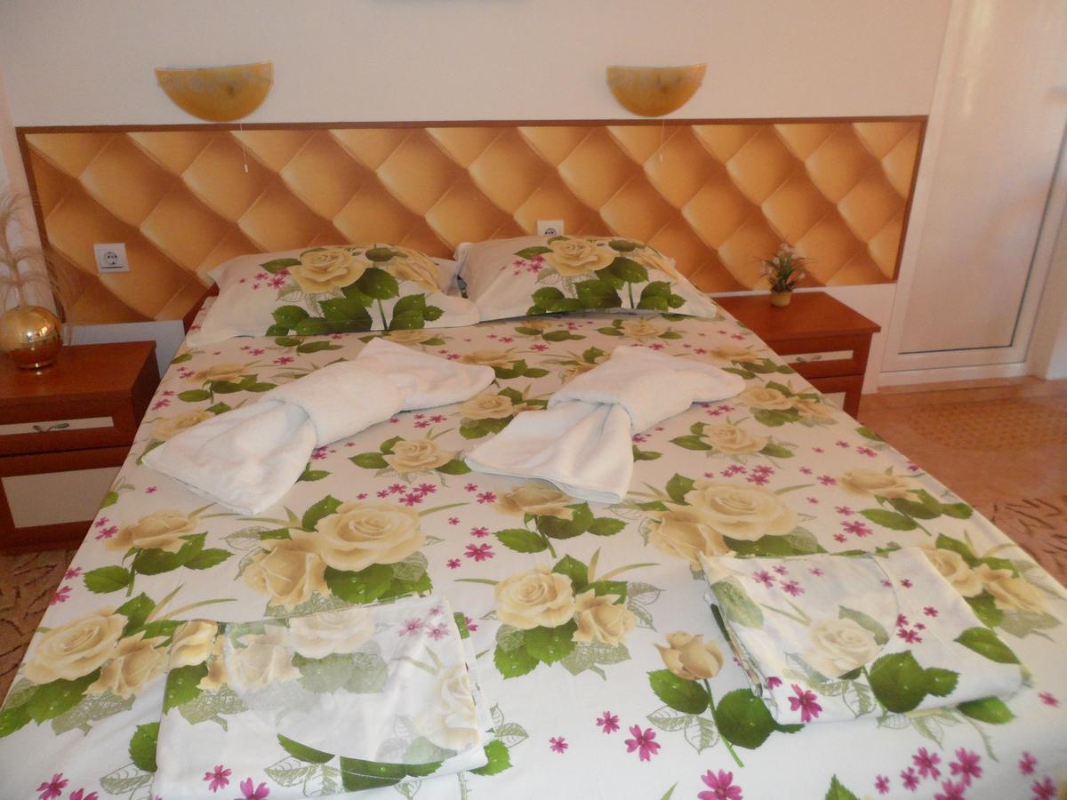 Sianie Guest House Ravda Dış mekan fotoğraf
