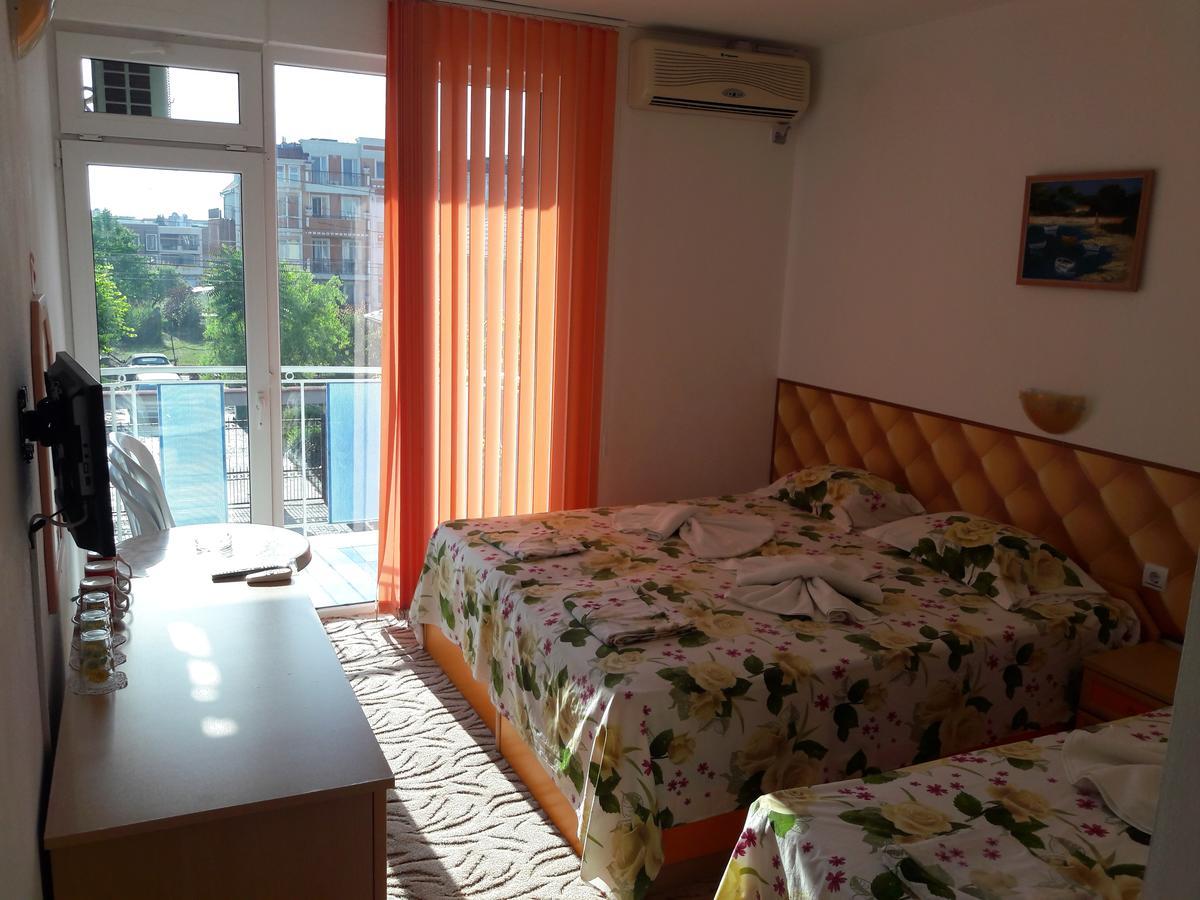Sianie Guest House Ravda Dış mekan fotoğraf