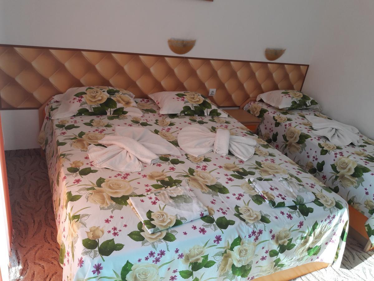 Sianie Guest House Ravda Dış mekan fotoğraf