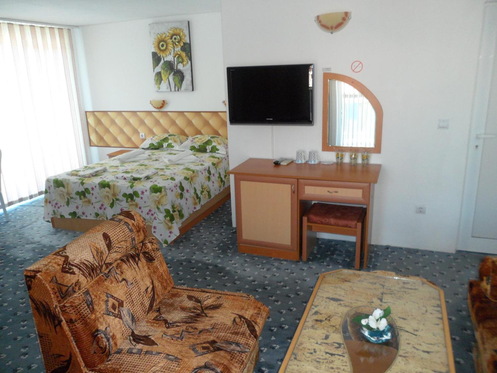 Sianie Guest House Ravda Dış mekan fotoğraf